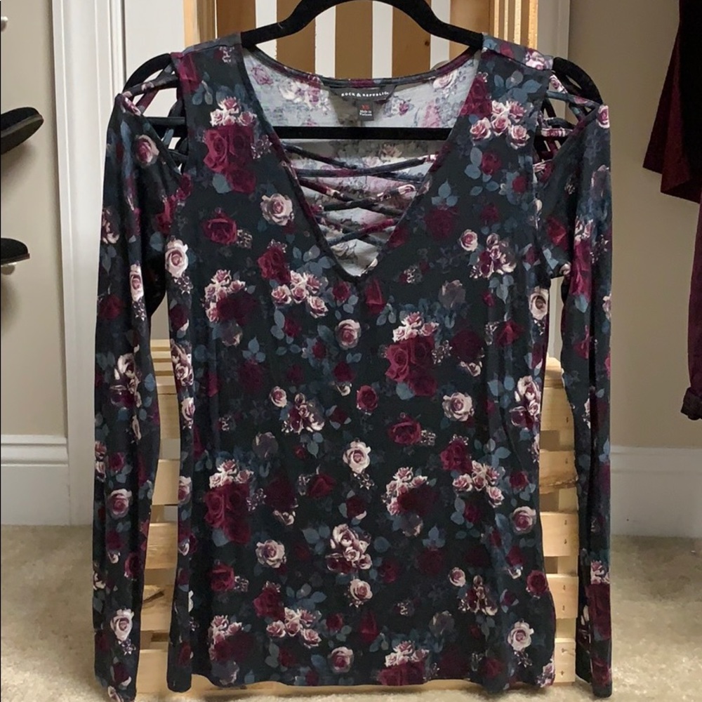 Floral top